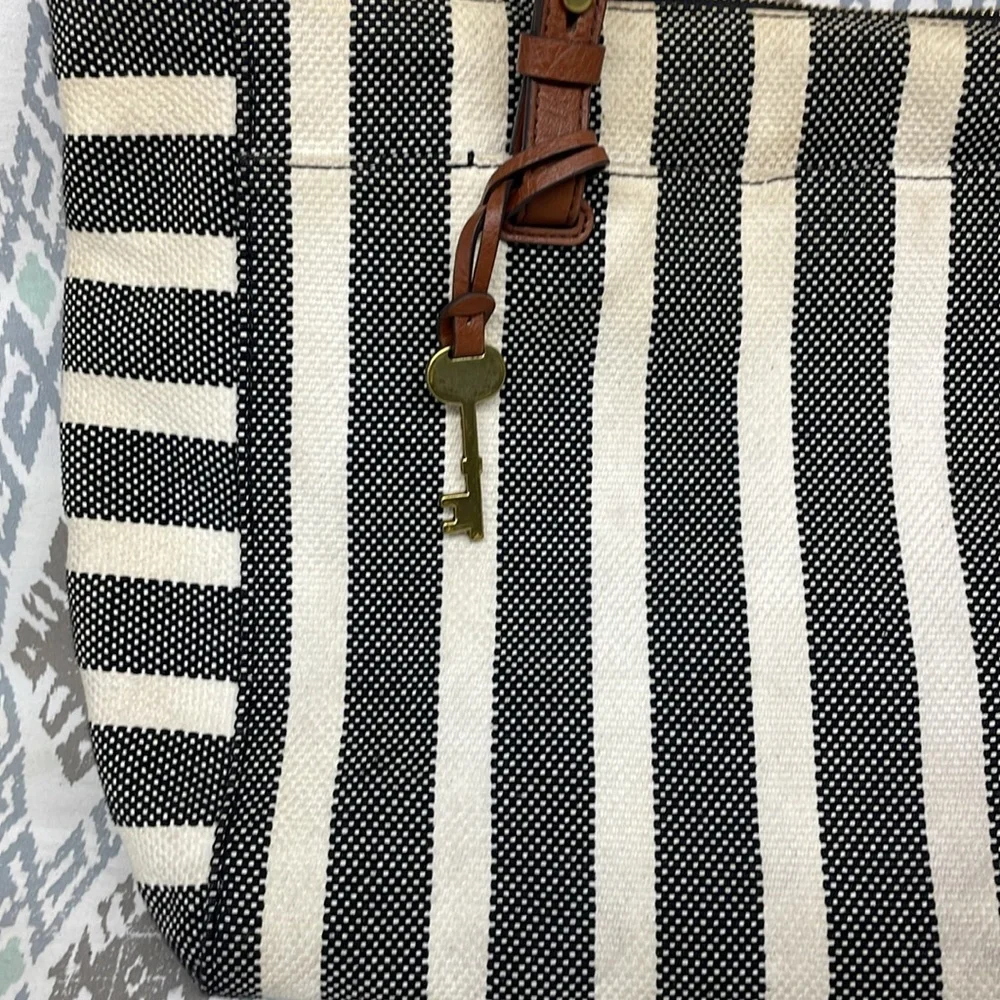 Fossil purse - Picture 2 of 6